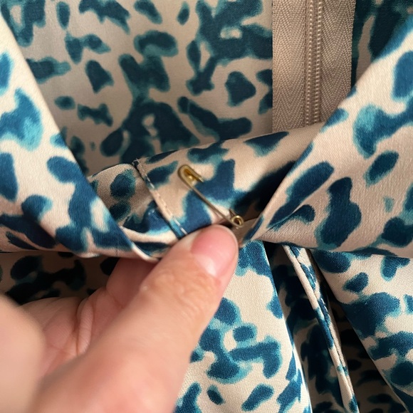 Multicolor Patterned Mini Dress - Picture 5 of 7